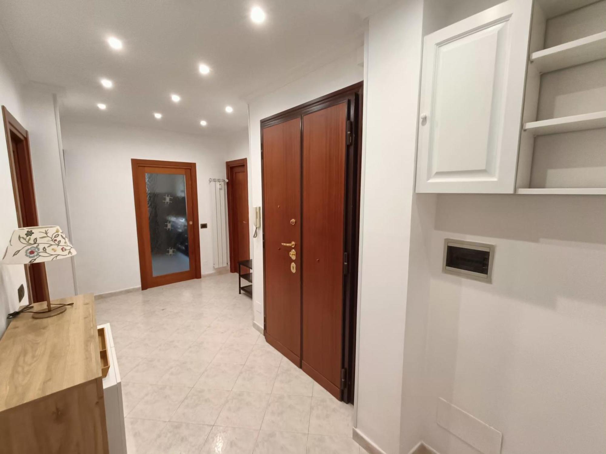 Tia Tourist Apartment โรม ภายนอก รูปภาพ