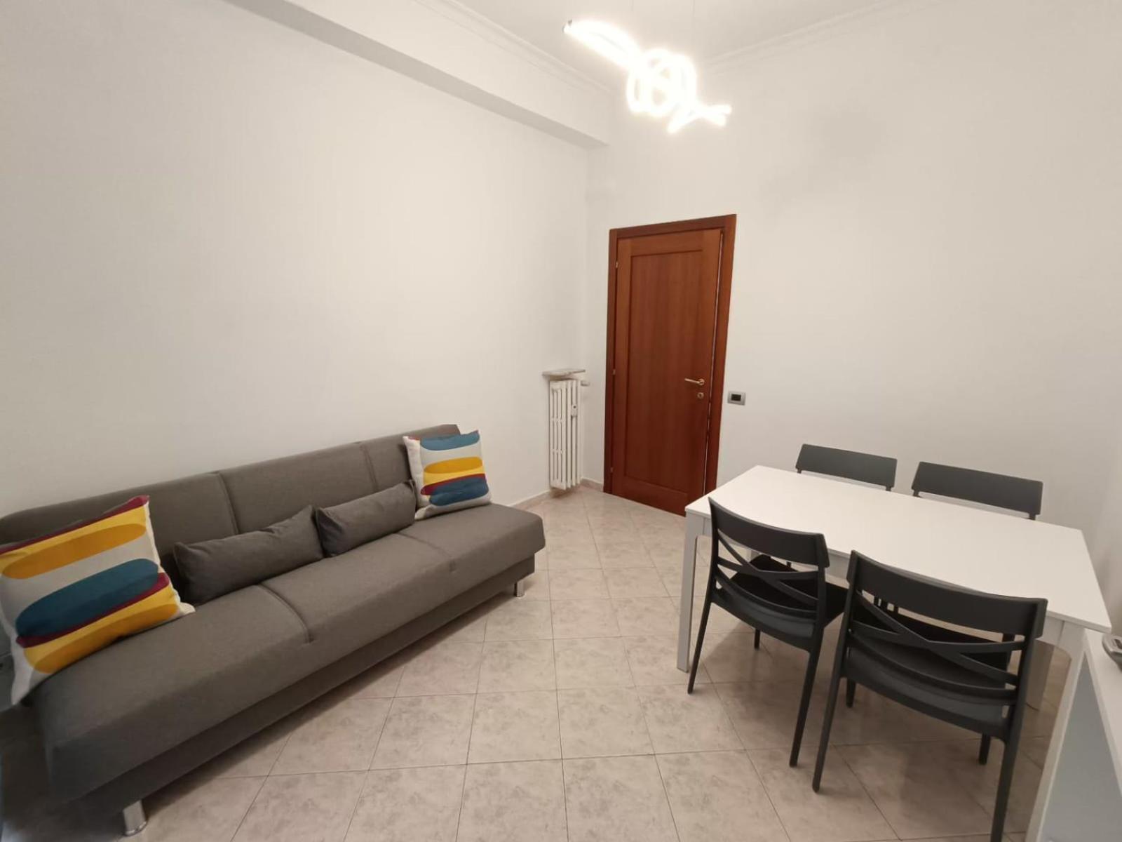 Tia Tourist Apartment โรม ภายนอก รูปภาพ